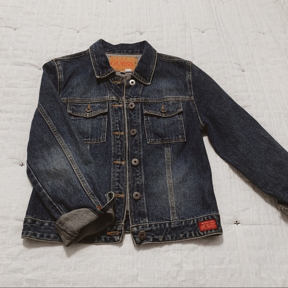 SOLD!!! Vintage Guess jean jacket ☎️ - Picture 9 of 9